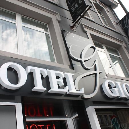 Hotel Giorgi Et Logements Insolites-Jacuzzi Prive 바스토뉴 외부 사진