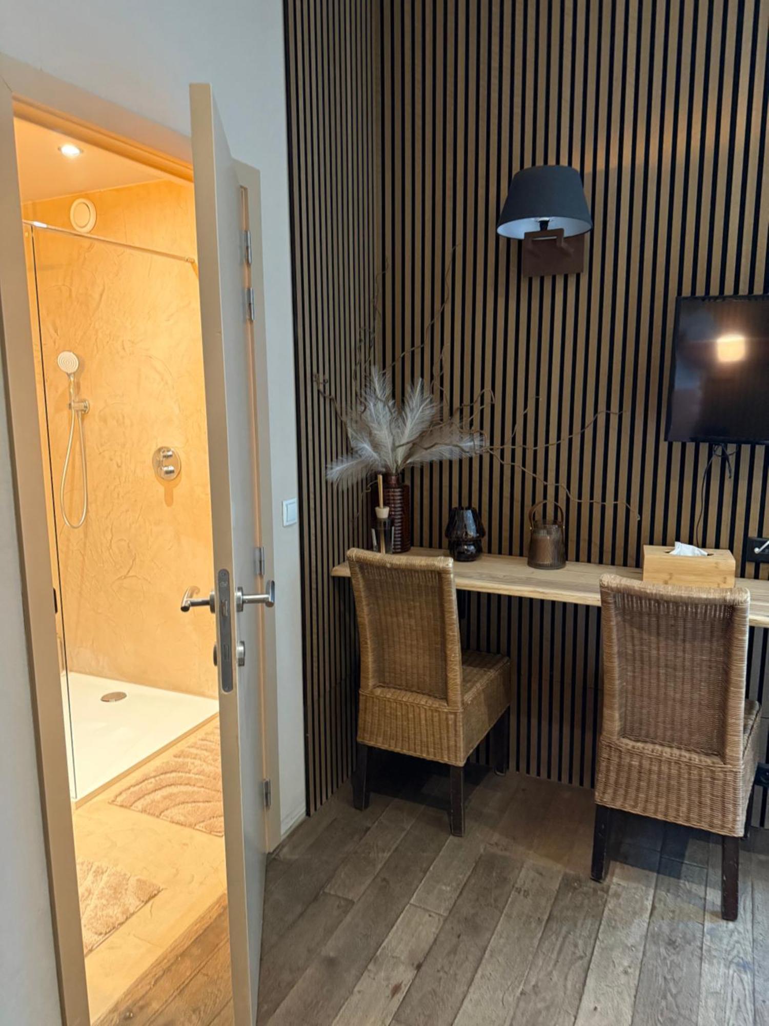 Hotel Giorgi Et Logements Insolites-Jacuzzi Prive 바스토뉴 외부 사진